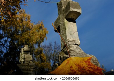 KRAKÓW, POLAND - October 30, 2021. Autumn, Just Before All Saints (All Saints' Day), At The Rakowicki Cemetery (established In 1803) - One Of The Oldest Christian Necropolises In Europe.