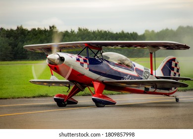 Poland, Radom, Air Show,  28-08-2011, Airplane Is Starting For Airplane Show