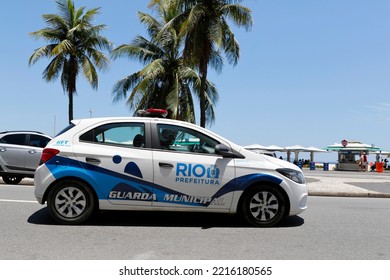 Police Car Vehicle Of Rio De Janeiro Guarda Municipal Squad Patrolling Street, Traffic Violations Law Enforcement - Rio De Janeiro, Brazil 12.31.2020