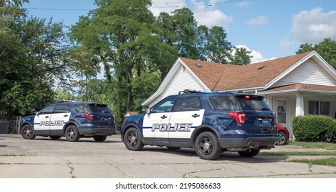 Police Cars Responding To 911 Call