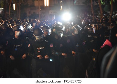 Police Controlled Crowds Around Area Near Stock Photo 1914257725 ...