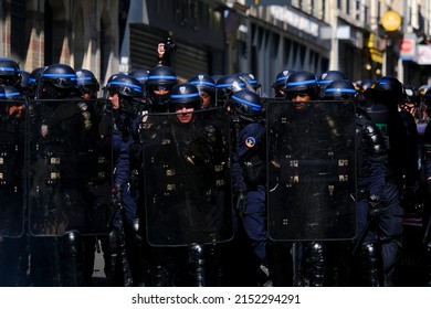 12,596 Paris police Images, Stock Photos & Vectors | Shutterstock