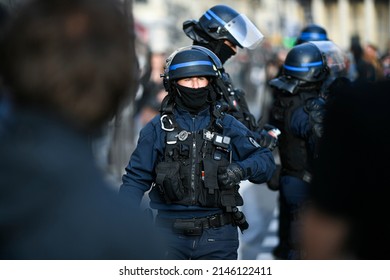 1,235 French armed police Images, Stock Photos & Vectors | Shutterstock