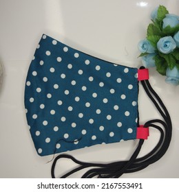 Polkadot Fabric Mask With Tie 