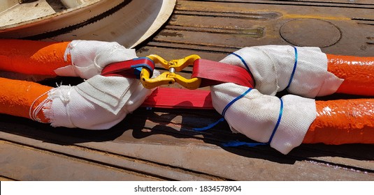 Polyester Ropes Connected By A Sling And A Hammer Lock