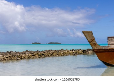 Polynesian Boat In Aitutaki Lagoon Cook Islands