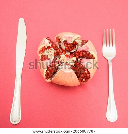 Pomegranates, berry background, fruit background, juicy fruits, fragrant pomegranates, fruits, berries, vitamin C, juices, grenadine, vegan, healthy food, food without chemistry, health, benefits