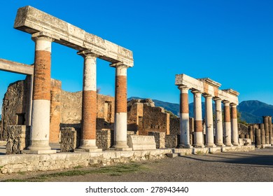 Pompeii City  Destroyed  In 79BC By The Eruption Of Mount Vesuvius