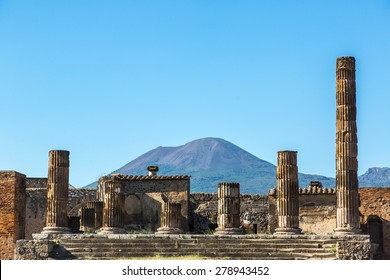 Pompeii City  Destroyed  In 79BC By The Eruption Of Mount Vesuvius