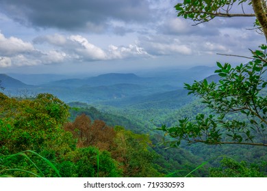 Ponmudi