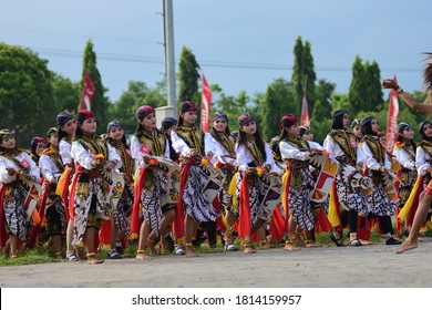 Kuda Lumping High Res Stock Images Shutterstock