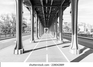 Pont De Bir Hakeim In Paris, France, A Bridge For Metro