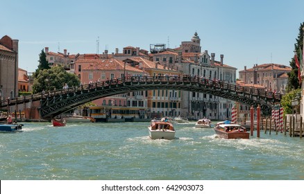 Ponte Dell' Accademia, Venice, Italy.