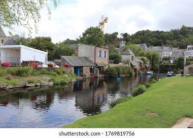 Pontrieux, France - 08 20 2019 : Old Washhouse Along The River Le Trieux In Pontrieux, Village Of Pontrieux Nicknamed 