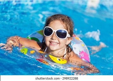 Adorable Little Girl Swimming Pool Having Stock Photo 289604324 ...