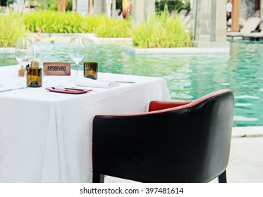 Poolside Dining Table 