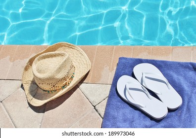Poolside Holiday Scenic Straw Cowboy Hat Stock Photo 189973046 ...