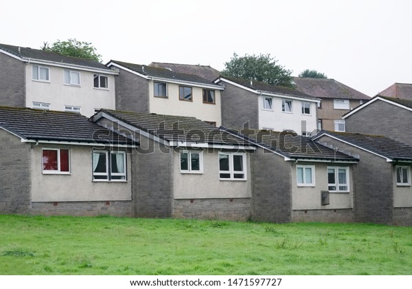 Poor\
council house flats people living in poverty\
UK