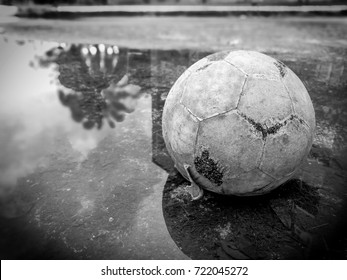 171 Soccer ball rolling Images, Stock Photos & Vectors | Shutterstock