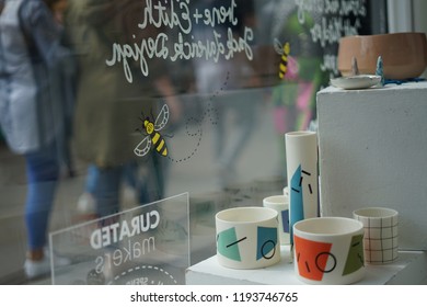 Pop Up Window Display