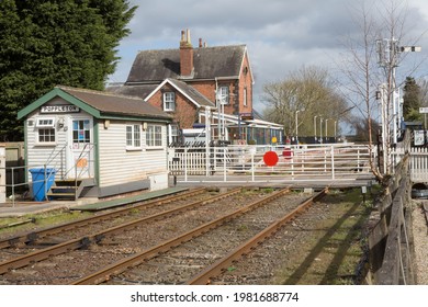 Level Crossing Uk High Res Stock Images Shutterstock