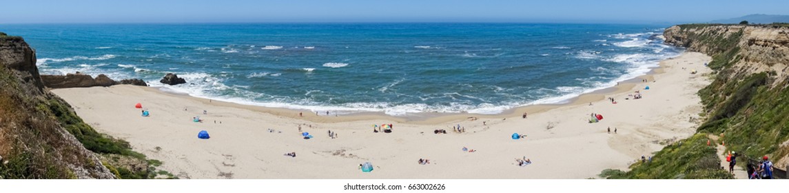 Popular beach on the Pacific Ocean coast near Half Moon Bay, San Francisco bay area, California