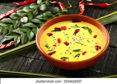 Popular Buttermilk Curry From KErala Cuisine- Pulisserry,moru Curry.