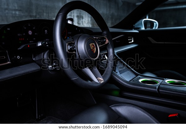 Porsche Taycan 2020\
Automotive Photography