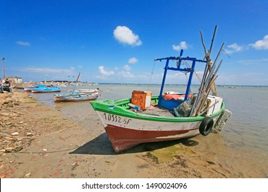 60 Sharqi island Images, Stock Photos & Vectors | Shutterstock