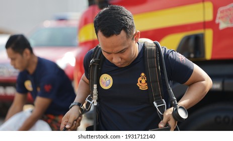 Port Dickson, Malaysia, March 2, 2021- The Hazmat Special Team Of The Fire And Rescue Department Of Malaysia, Conducted Hazmat Training At The Oil Treatment Center, Port Dickson.