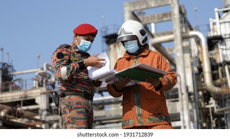 Port Dickson, Malaysia, March 2, 2021- The Hazmat Special Team Of The Fire And Rescue Department Of Malaysia, Conducted Hazmat Training At The Oil Treatment Center, Port Dickson.