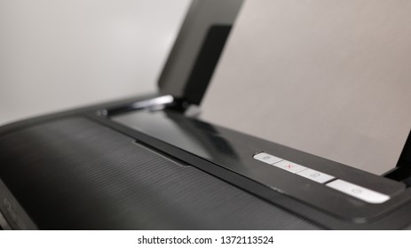 Portable printer (white background)