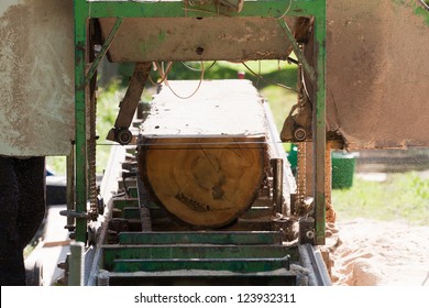 Portable Sawmill Processing Raw Timber To Planks