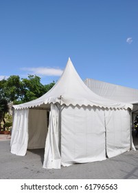 Portable Vendor Outdoor White Tent