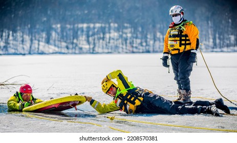 Portersville, Pa., USA - February 21, 2021:  Ice Water Rescue Training Class With Firemen And Paramedics At Moraine State Park, Pa..