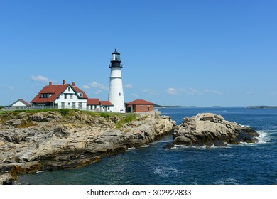 Portland Head Lighthouse and keepers' house in summer, Cape Elizabeth, Maine, USA