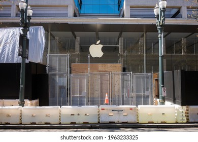 Portland, OR, USA - Apr 18, 2021: Closed Apple Flagship Store At Pioneer Place In Downtown Portland, Oregon, After Protesters Set Fires On A Construction Site Outside Of The Store On April 16.