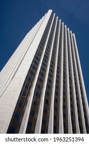 Portland, OR, USA - Apr 18, 2021: Architectural Details Of Wells Fargo Center, An Office Tower Designed By Charles Luckman And Associates. The Tower Was The Tallest In Oregon When Completed In 1972.