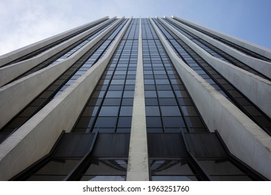 Portland, OR, USA - Apr 18, 2021: Architectural Details Of Wells Fargo Center, An Office Tower Designed By Charles Luckman And Associates. The Tower Was The Tallest In Oregon When Completed In 1972.