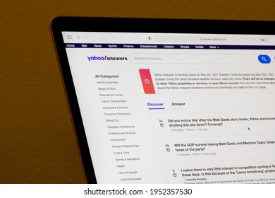 Portland, OR, USA - Apr 8, 2021: A Notice Is Seen On The Homepage Of Yahoo Answers Informing Users Of The Company's Decision That The Service Is Shutting Down On May 4, 2021.