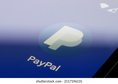 Portland, OR, USA - Jan 18, 2022: Closeup Of The PayPal App Icon Seen On A Google Pixel Smartphone. PayPal Holdings, Inc. Is A Global Financial Technology Company Operating An Online Payment System.