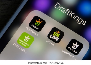 Portland, OR, USA - July 19, 2021: Assorted Mobile Apps Owned By DraftKings, An American Daily Fantasy Sports Contest And Sports Betting Operator, Are Seen On An IPhone.