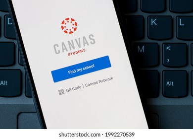 Portland, OR, USA - Jun 16, 2021: Canvas Student App Login Page Is Seen On A Google Pixel Smartphone. The Canvas By Instructure App Helps Students Stay Current With Their Courses On The Go.