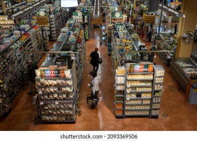 Portland, OR, USA - Nov 21, 2021: Shoppers In A Whole Foods Market In The Pearl District Of Portland, Oregon.