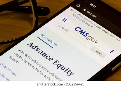 Portland, OR, USA - Nov 28, 2021: The Homepage Of CMS.gov Is Seen On A Smartphone. The Centers For Medicare And Medicaid Services (CMS), Is A Federal Agency Within The HHS.