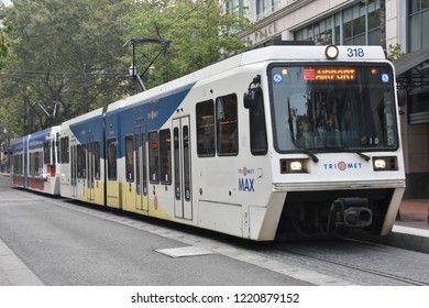 216 Max Light Rail Images, Stock Photos & Vectors 