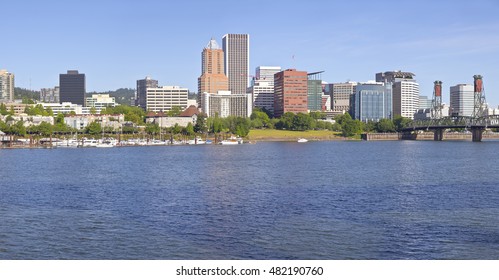 Portland Oregon Skyline Panorama Downtown Architecture Stock Photo ...