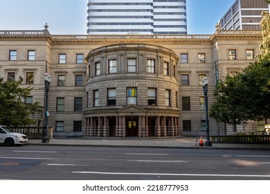 Portland, Oregon, USA- 07.05.2022: City Hall