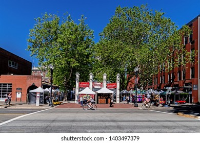 Portland Oregon USA 2019 05 11 Portland Saturday Market