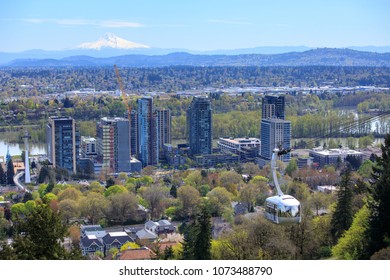 Portland, Oregon, USA - April 20, 2018 : The Portland Aerial Tram or OHSU Tram is an aerial tramway in Portland